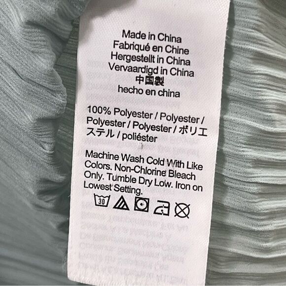 J.Crew Crinkle-chiffon V-detail top Size M - Picture 8 of 8